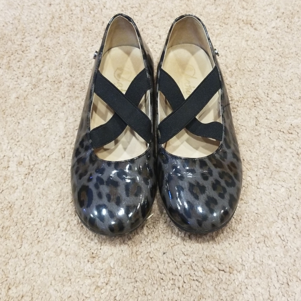 Naturino girls animal print patent leather shoes